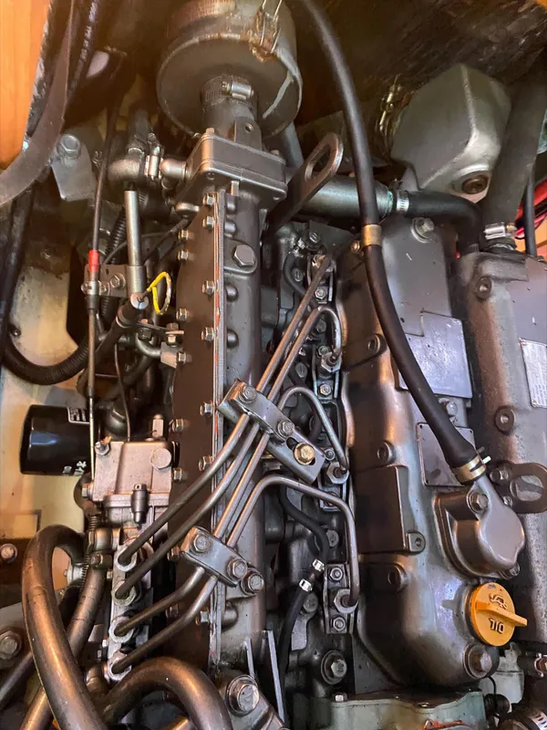 2000 Hunter 410