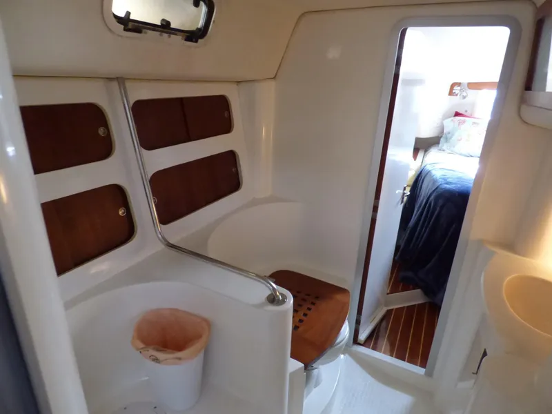 1993 Catalina Morgan 38' Center Cockpit