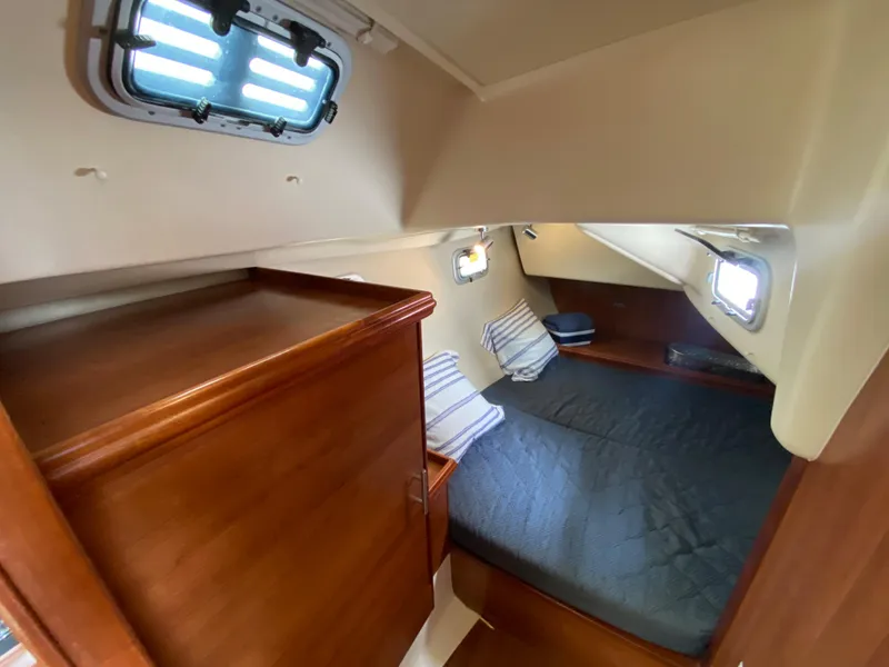 2012 Hunter 36