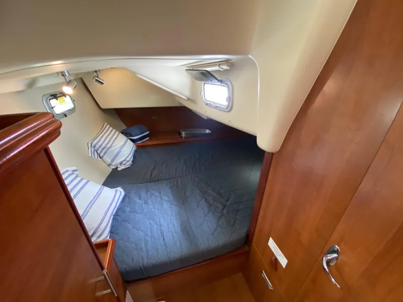 2012 Hunter 36