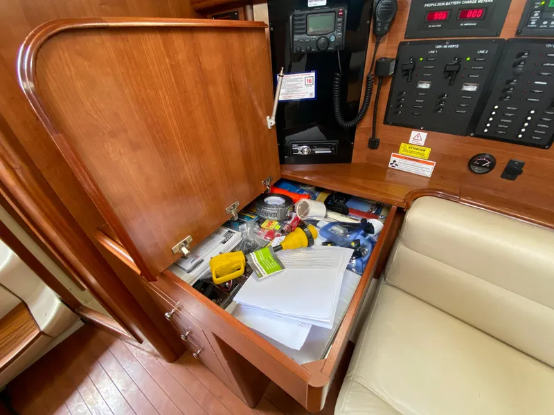 2012 Hunter 36