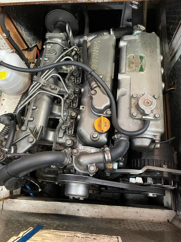 1989 Tayana Vancouver 42