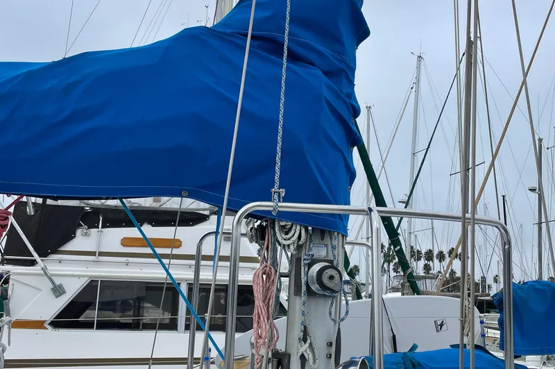 1989 Tayana Vancouver 42