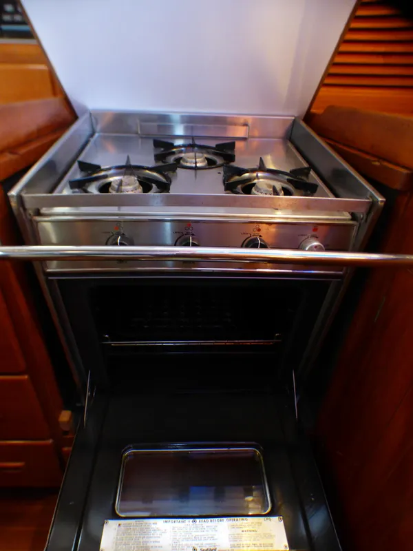1989 Tayana Vancouver 42
