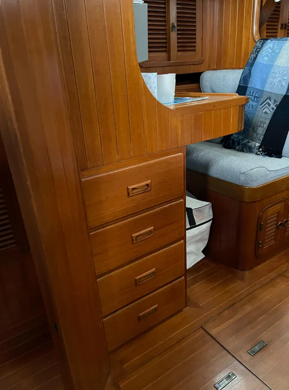 1989 Tayana Vancouver 42