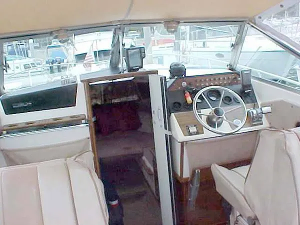 1978 Sea Ray SRV 240 w/trailer
