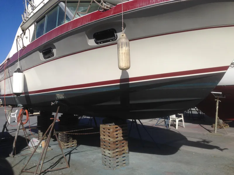 1988 Cruisers Yachts Esprit 2980