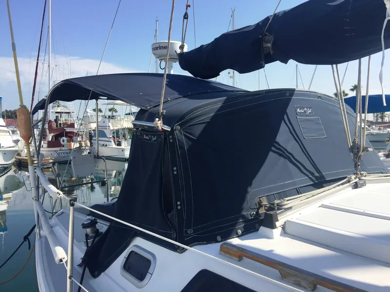 1989 Hunter 33.5