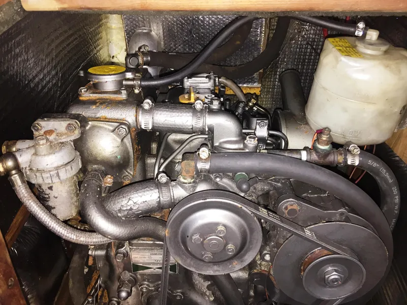 1989 Hunter 33.5