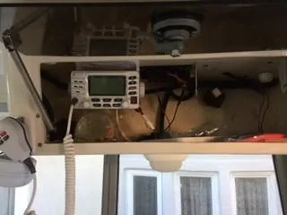 2001 Seaswirl Striper 2600 Sport Cabin Pilothouse