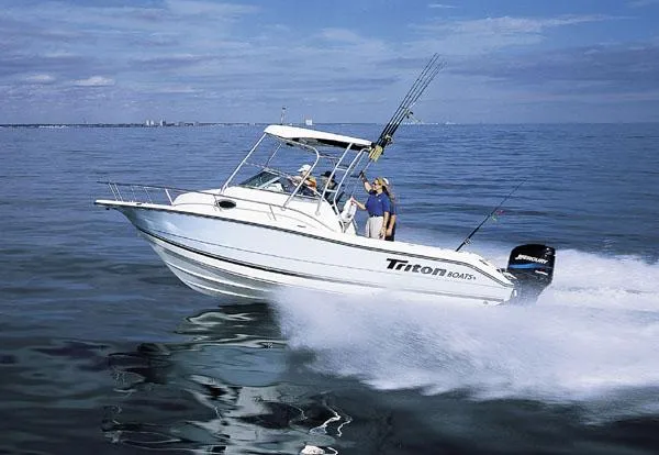2002 Triton 2486 WA