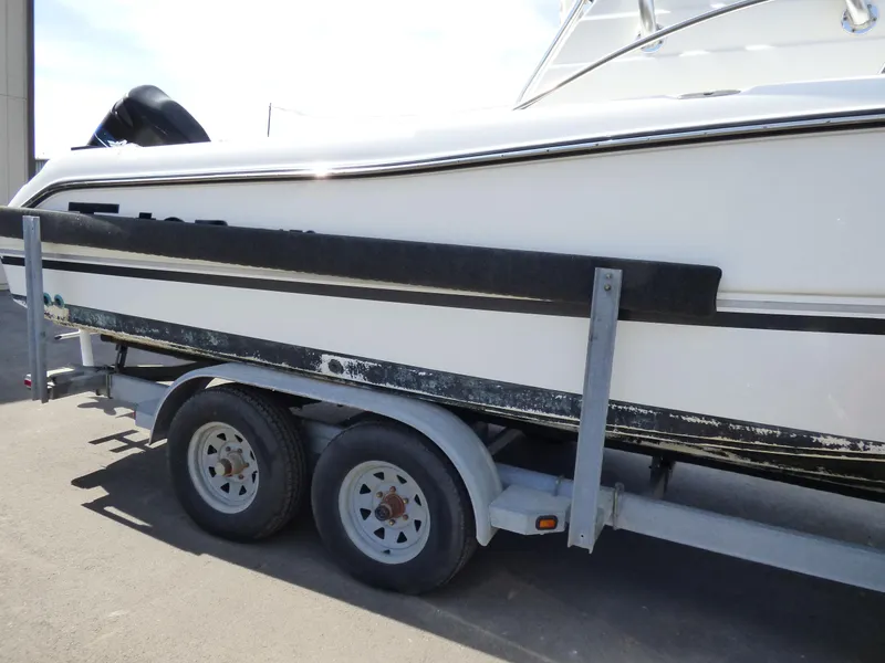 2002 Triton 2486 WA