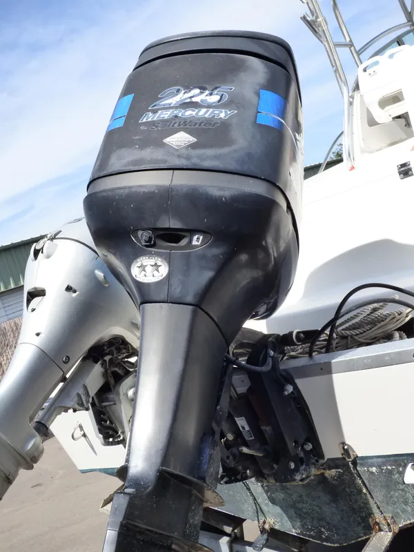 2002 Triton 2486 WA