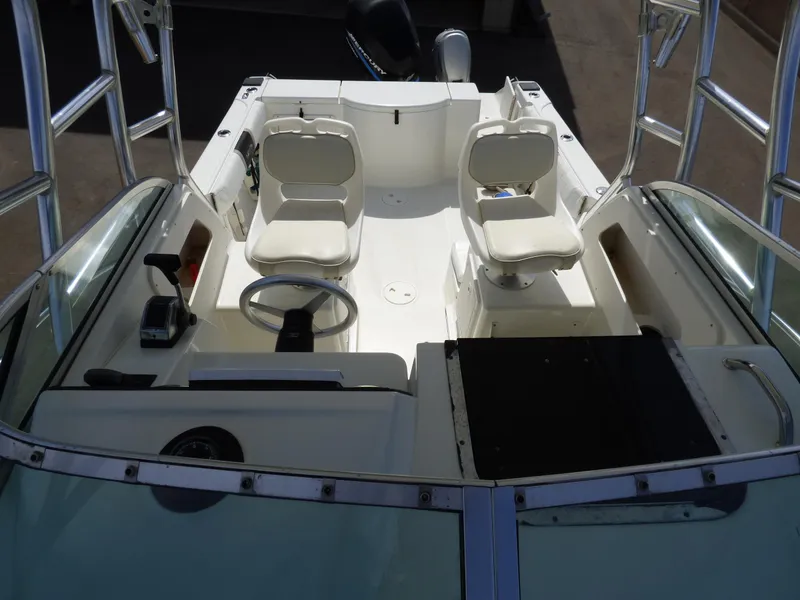 2002 Triton 2486 WA