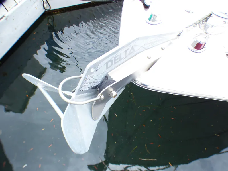 Anchor of 2004 Robalo R265 Walkaround boat in water.