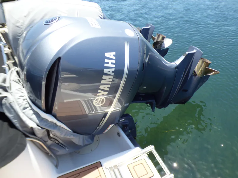 2004 Robalo R265 Walkaround with Yamaha outboard motor on water.