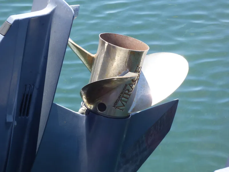 Close-up of a boat propeller on a 2004 Robalo R265 Walkaround.