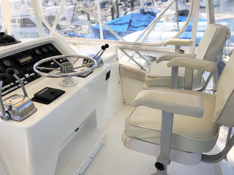 1990 Bertram 37