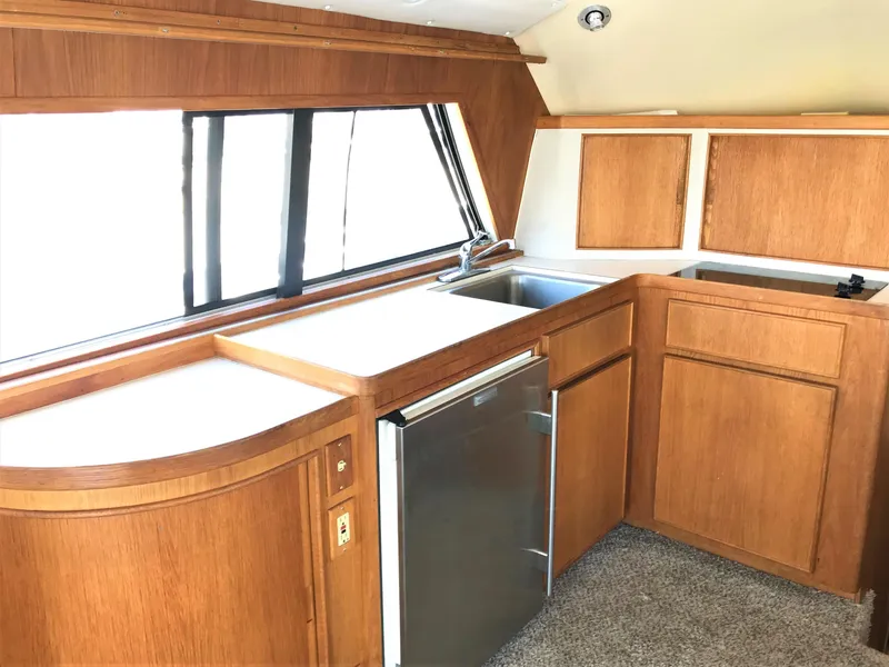 1990 Bertram 37