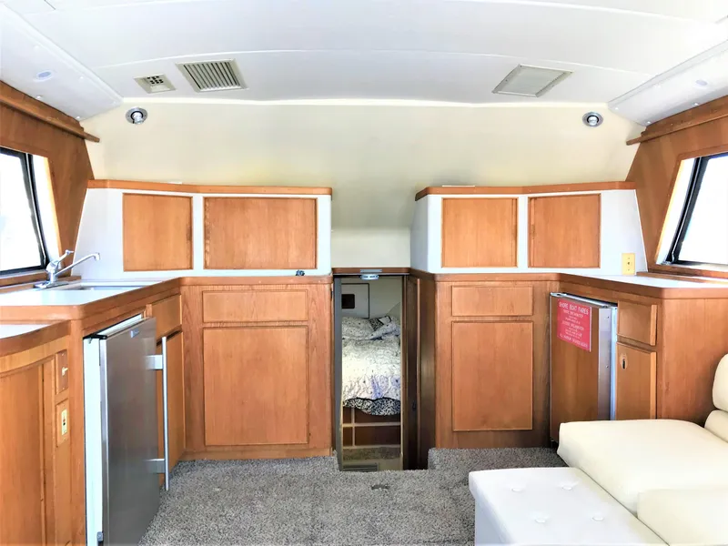1990 Bertram 37