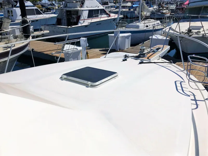 1990 Bertram 37