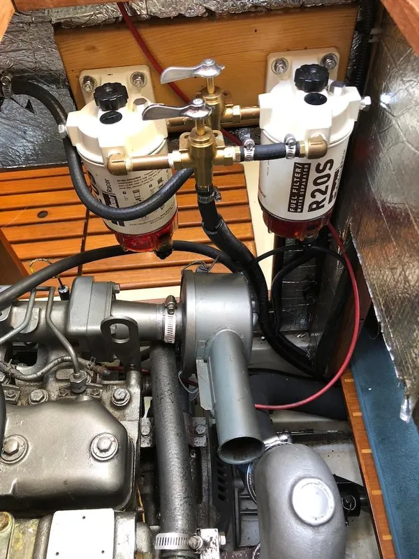 1993 Hunter Legend 37.5