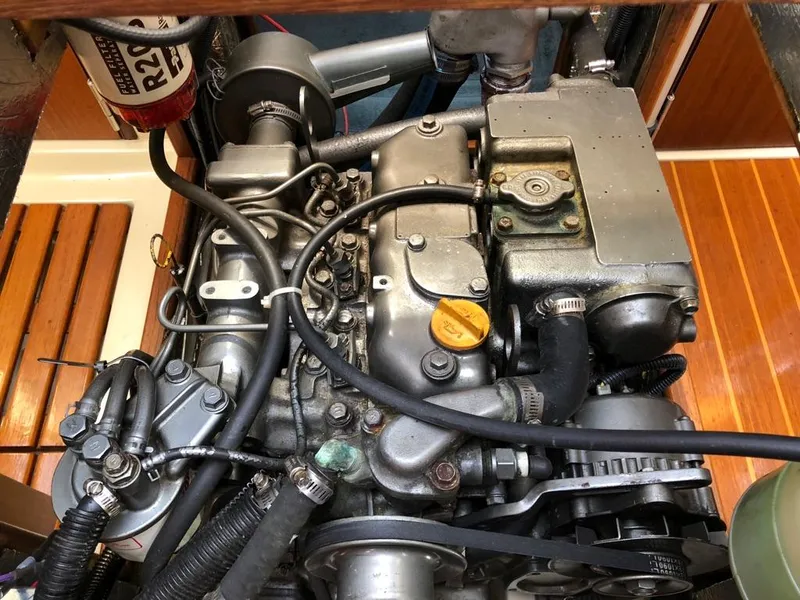 1993 Hunter Legend 37.5