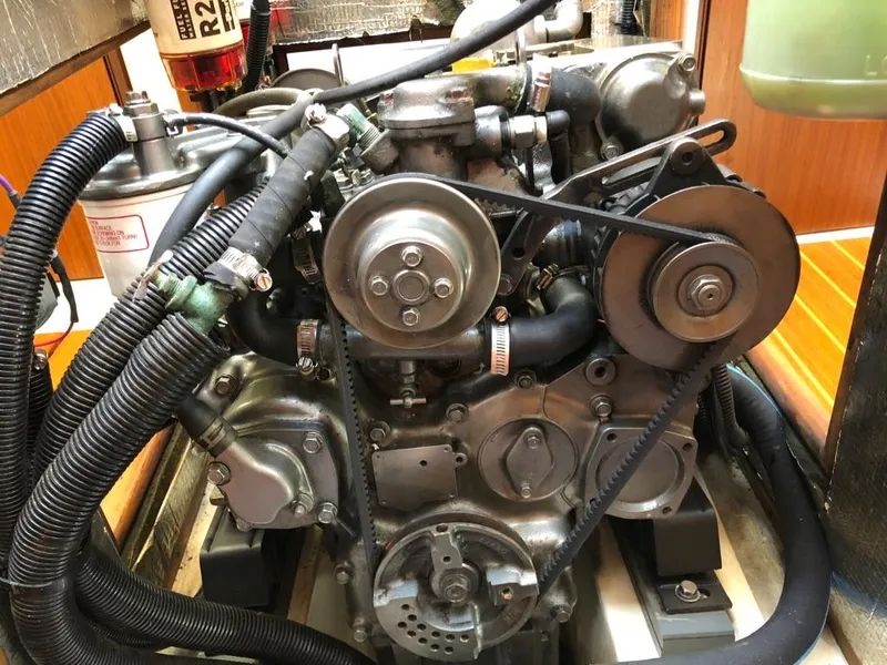 1993 Hunter Legend 37.5