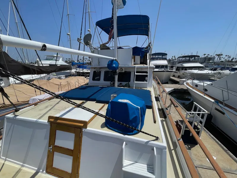 1975 Californian 38 LRC