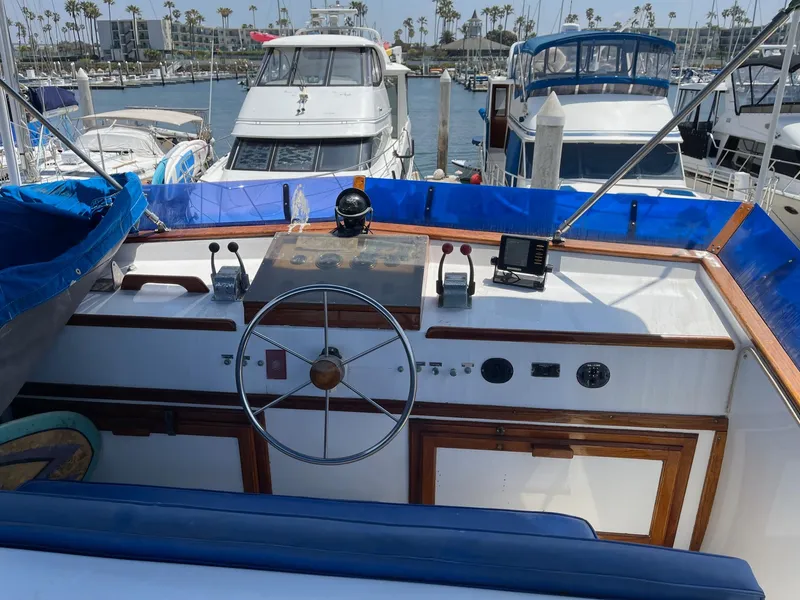 1975 Californian 38 LRC