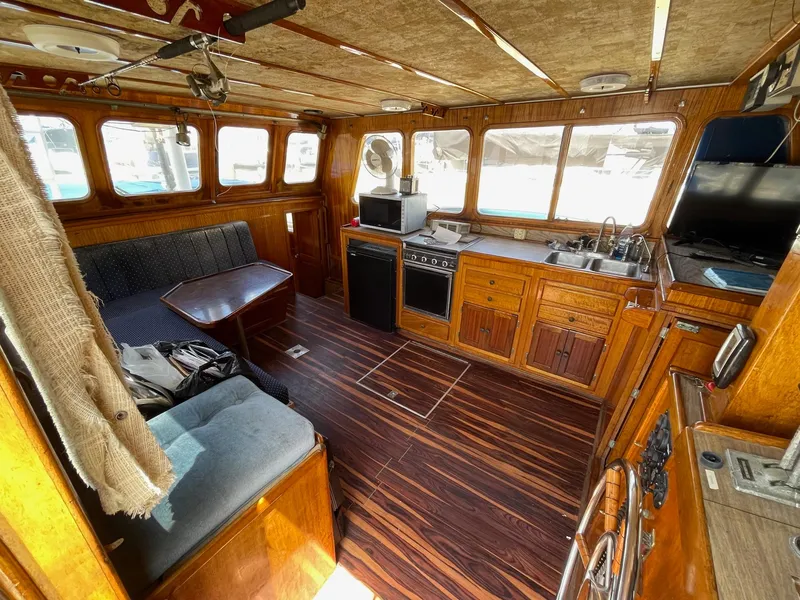 1975 Californian 38 LRC