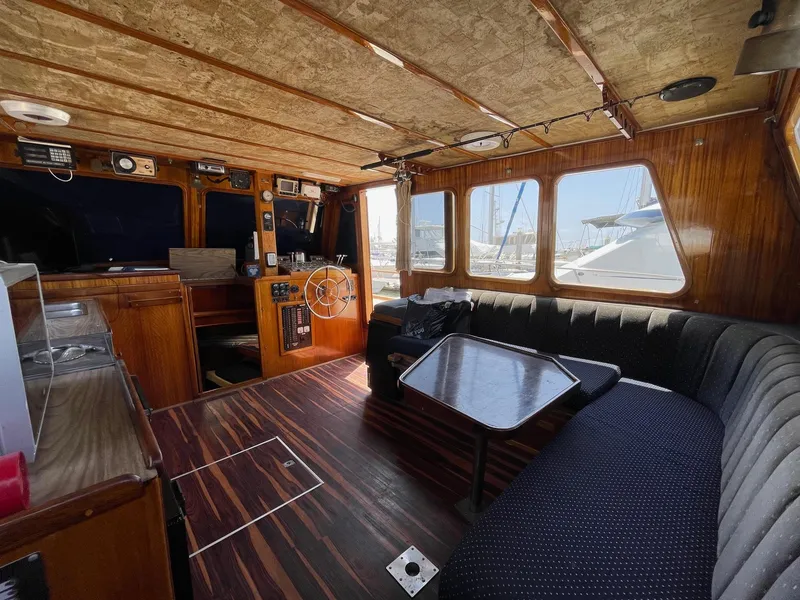 1975 Californian 38 LRC