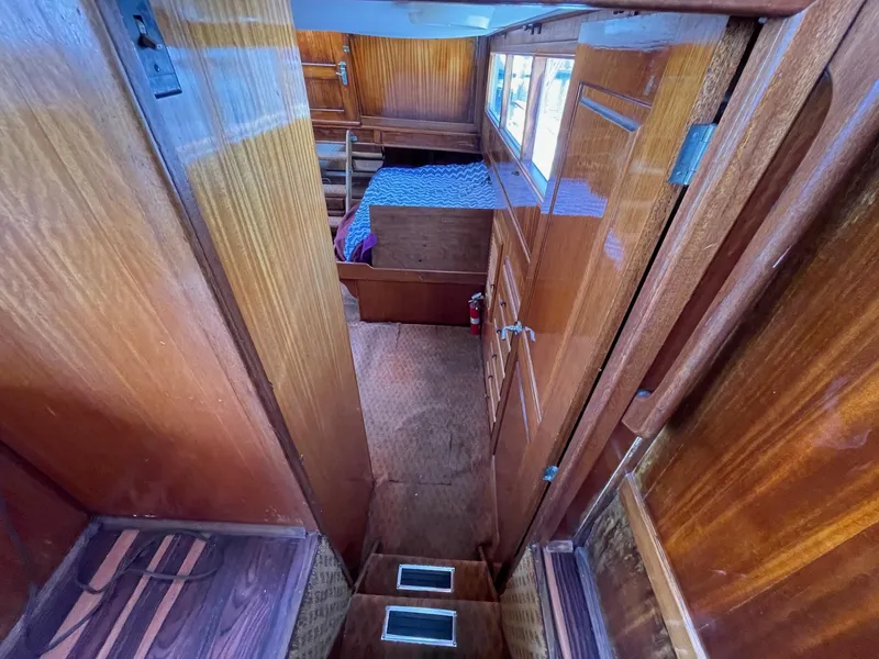 1975 Californian 38 LRC