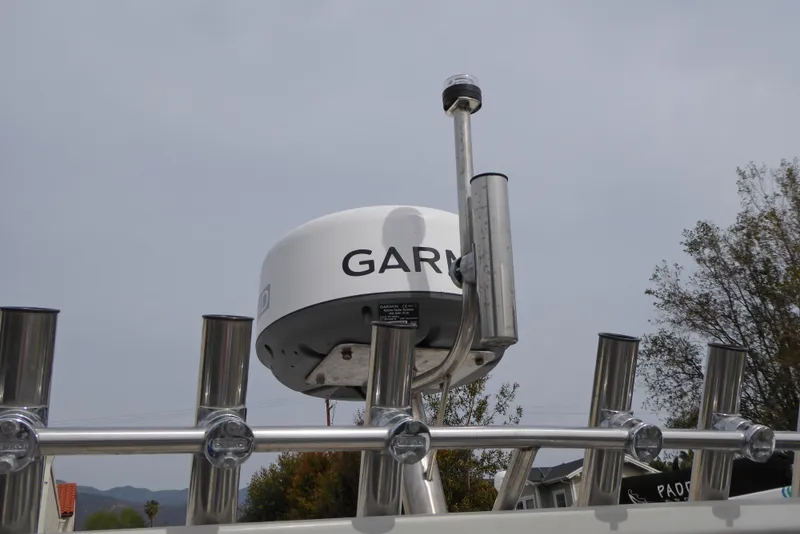 out-riggers, Radar