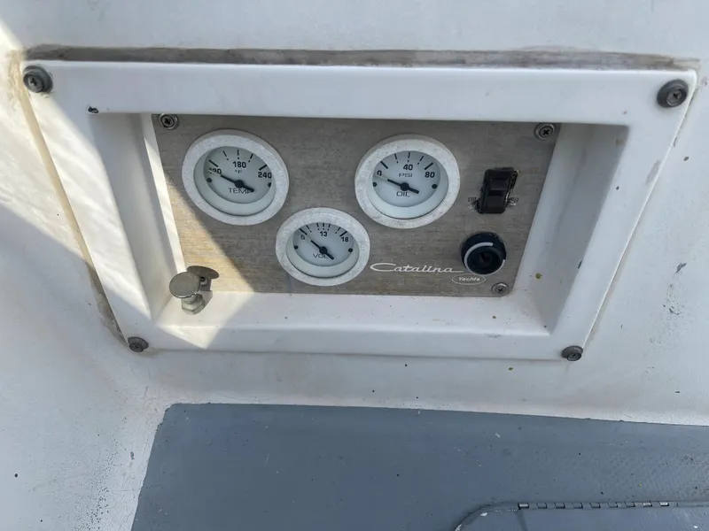 1978 Catalina 27
