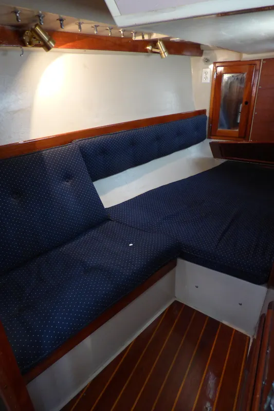 1989 Catalina 34