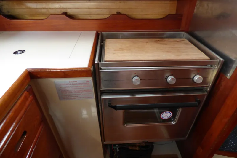 1989 Catalina 34