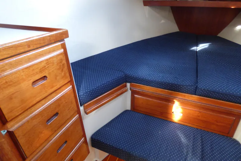 1989 Catalina 34