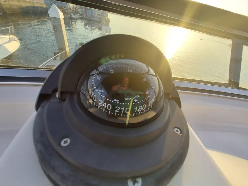 1996 Bayliner 3388 Command Bridge Motoryacht
