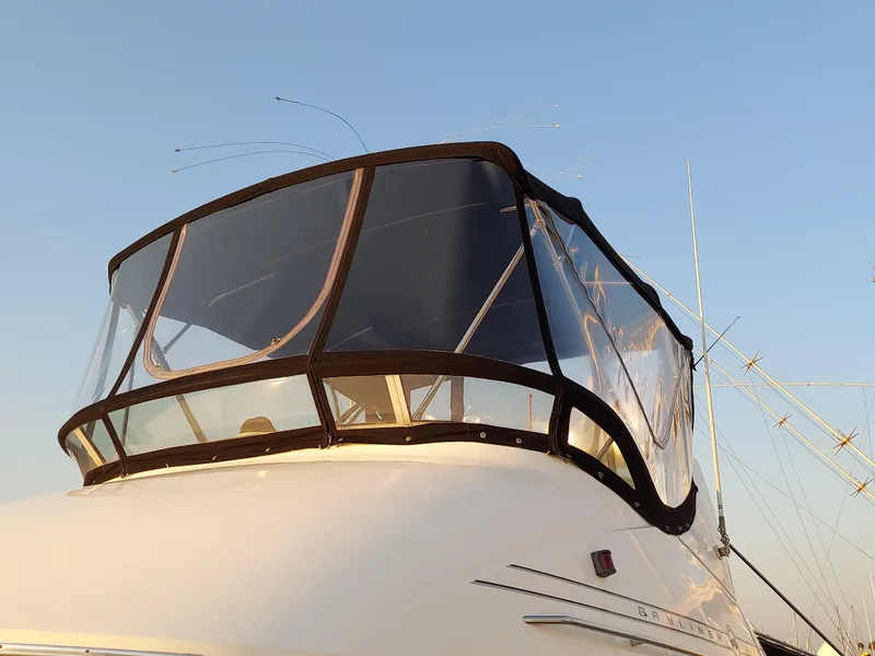 1996 Bayliner 3388 Command Bridge Motoryacht