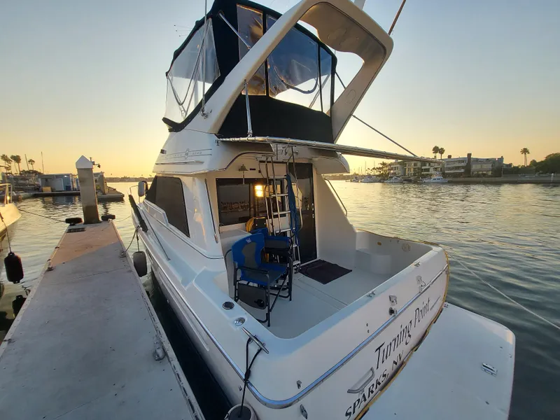 1996 Bayliner 3388 Command Bridge Motoryacht