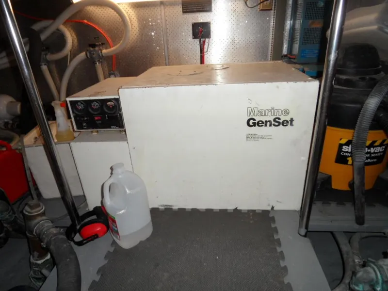 1988 PT PT52 CPMY