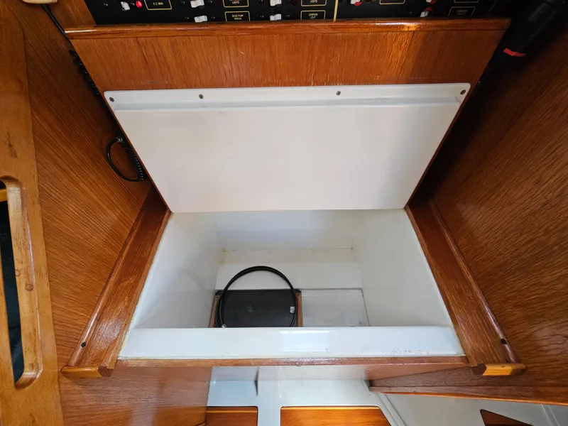 Interior of a 1988 Hunter Legend 35 sailboat.