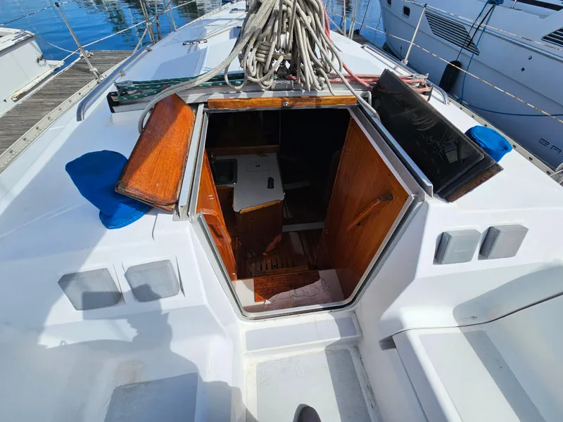 Entrance to cabin of 1988 Hunter Legend 35 sailboat.