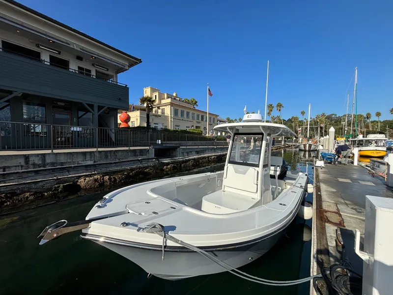 2022 Parker 2400 Center Console