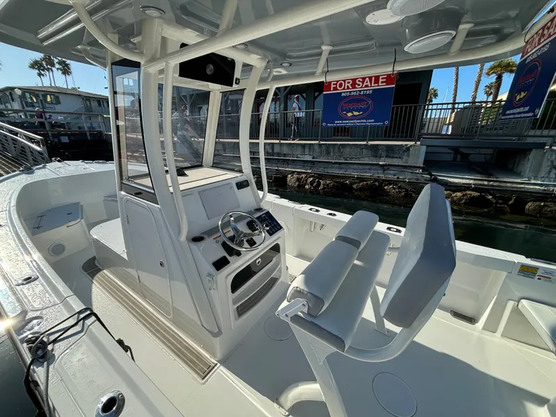 2022 Parker 2400 Center Console