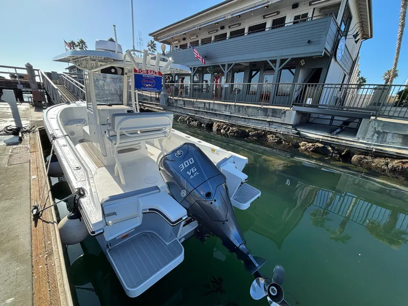 2022 Parker 2400 Center Console