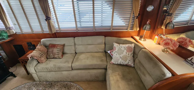 Starboard Main Salon