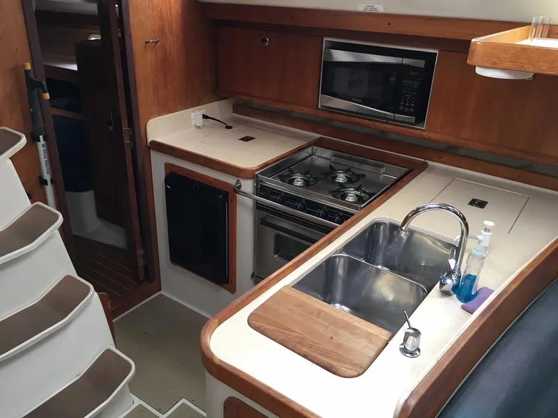 1998 Catalina 380