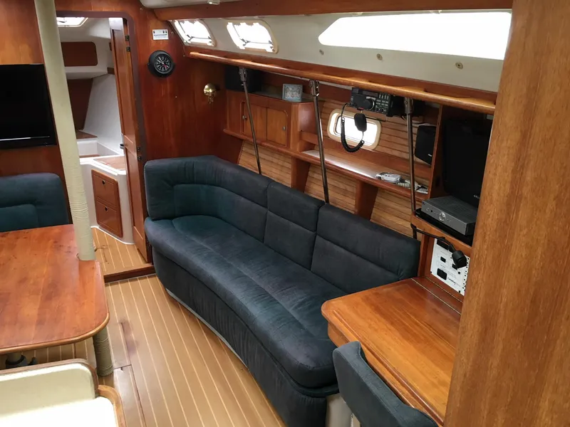 1998 Catalina 380